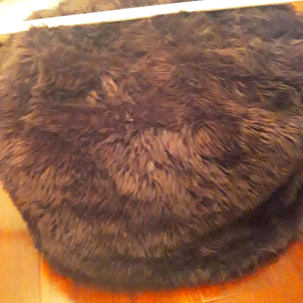 Faux fur beanbag/storage bag
